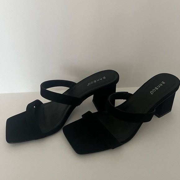 Women Square Toe Double Band Low Block Heel Sandals By Bamboo size 10 - Picture 2 of 7